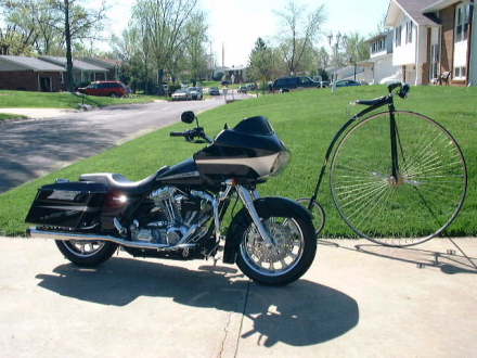 That IS a matching bicycle!