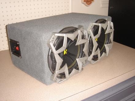 2 subwoofers here...